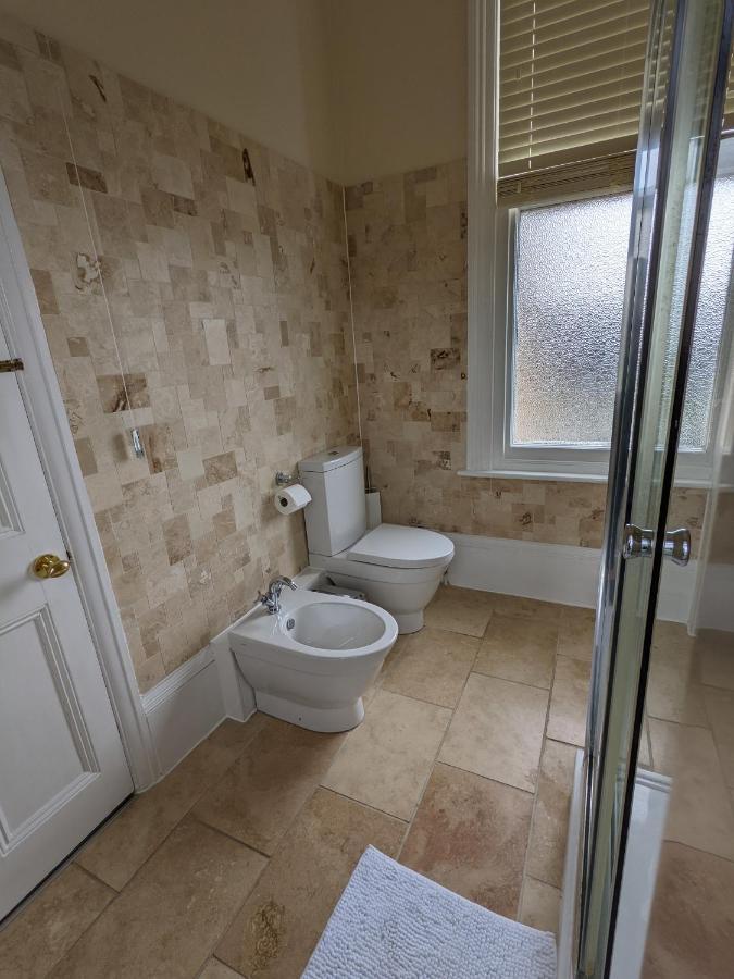 No. 1 Grosvenor Crescent, First Floor Apartment Scarborough Bagian luar foto